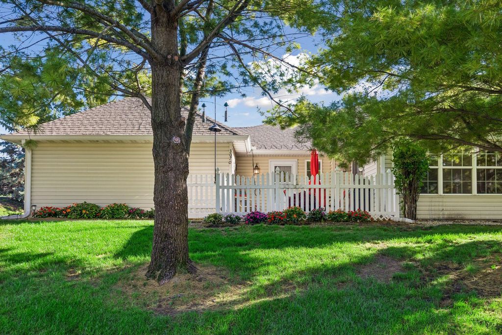 3070 Timberwood Court 32, Eagan, MN 55121 — exterior
