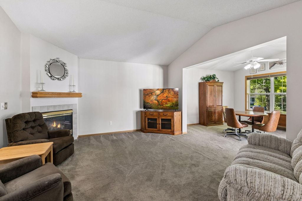 3070 Timberwood Court 32, Eagan, MN 55121 — photo 2