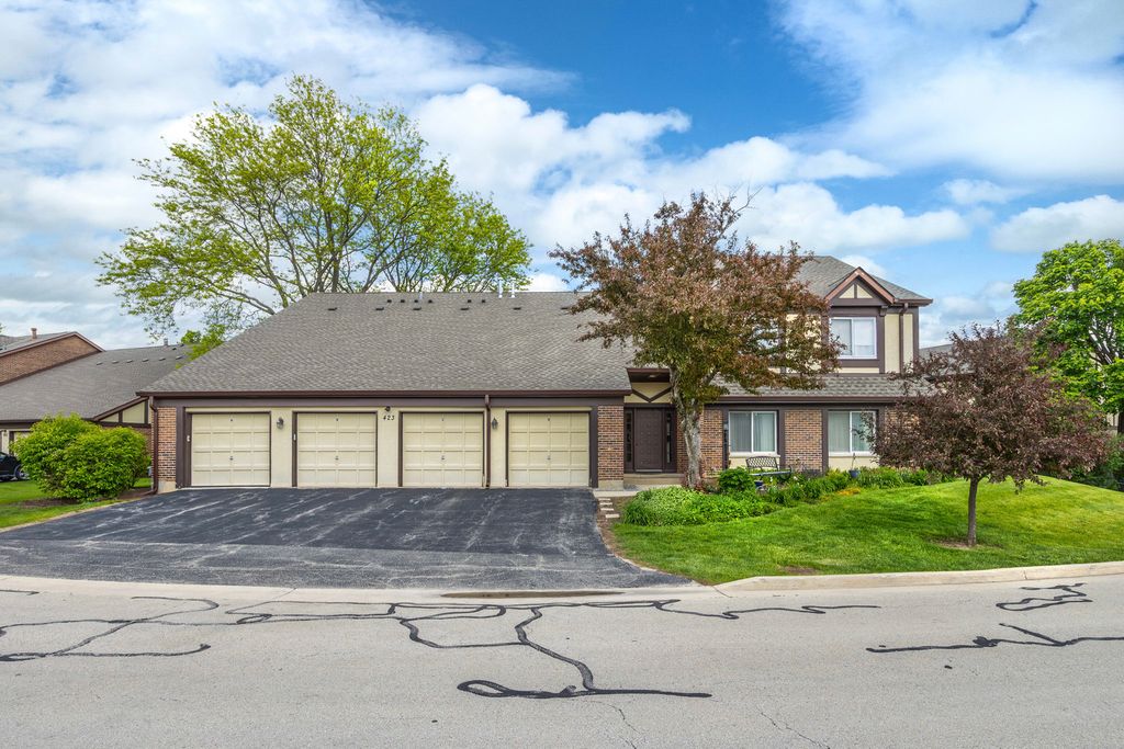 423 Ramblewood Drive D, Glen Ellyn, IL 60137 — exterior