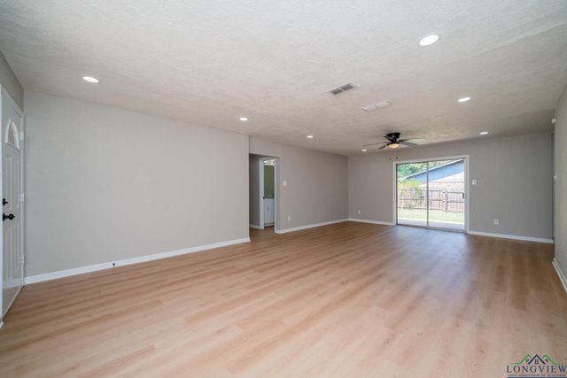 1411 Sapphire St, Longview, TX 75602