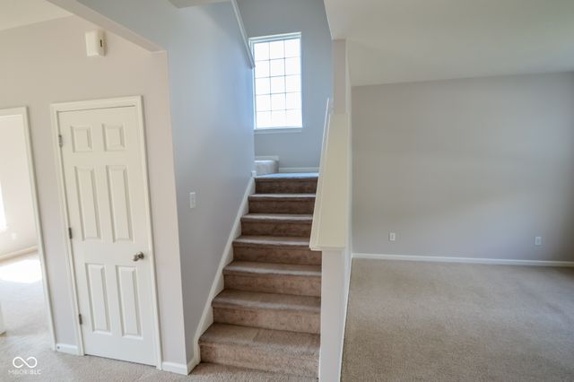 7645 Thorney Wood Drive, Indianapolis, IN 46239