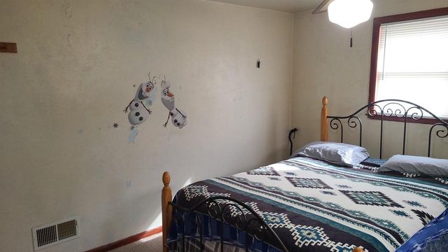 2427 MEMORIAL DRIVE, Green Bay, WI 54303