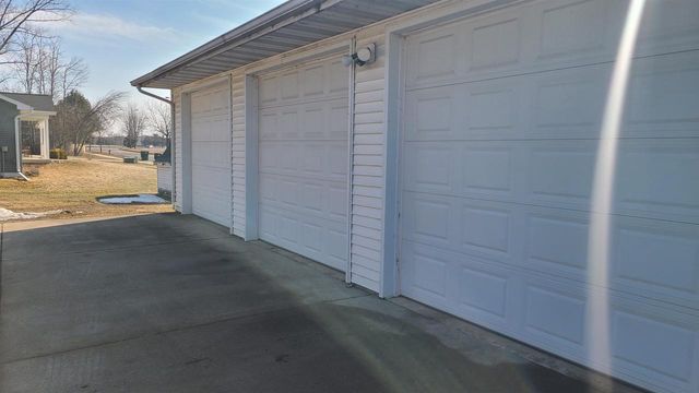 2427 MEMORIAL DRIVE, Green Bay, WI 54303