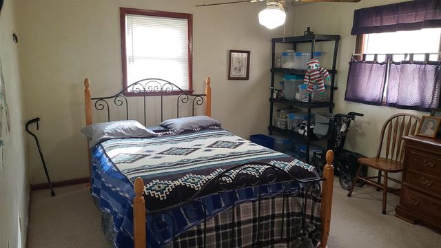 2427 MEMORIAL DRIVE, Green Bay, WI 54303