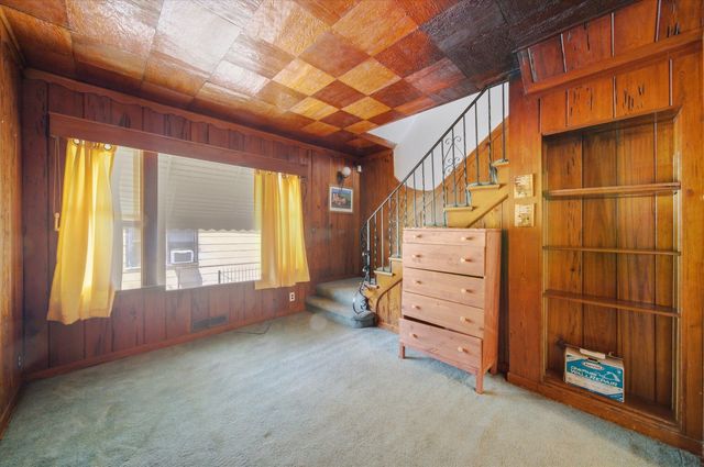 4819 W Race Avenue, Chicago, IL 60644