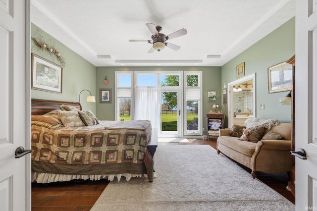 5915 E 350 Road, Franklin, IN 46131
