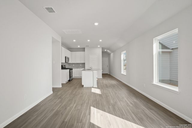 14962 Fischer Garden, San Antonio, TX 78253