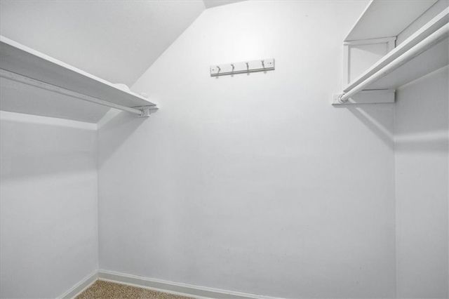 7748 Briar Drive, Prairie Village, KS 66208
