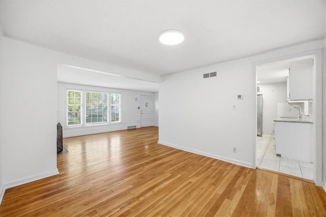 7748 Briar Drive, Prairie Village, KS 66208