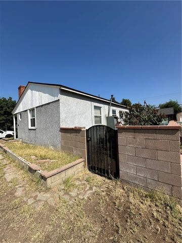 1031 E Larkwood, West Covina, CA 91790