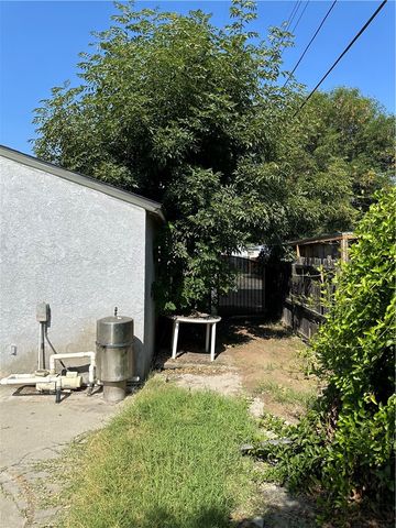 1031 E Larkwood, West Covina, CA 91790