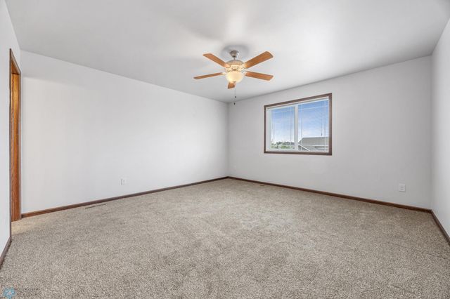 2239 35th Street Circle S, Moorhead, MN 56560