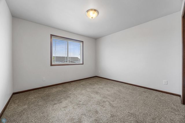 2239 35th Street Circle S, Moorhead, MN 56560