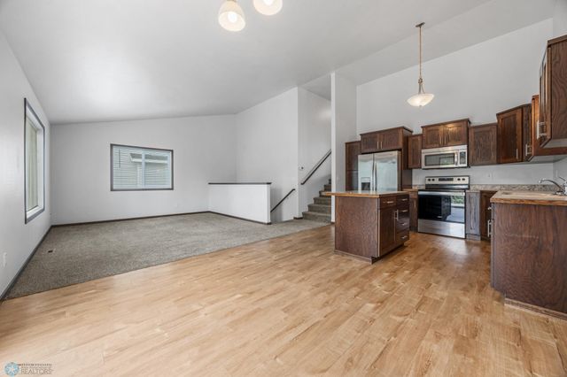 2239 35th Street Circle S, Moorhead, MN 56560