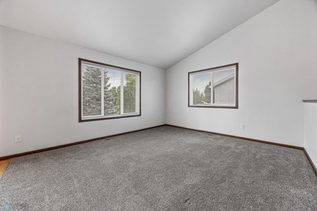 2239 35th Street Circle S, Moorhead, MN 56560