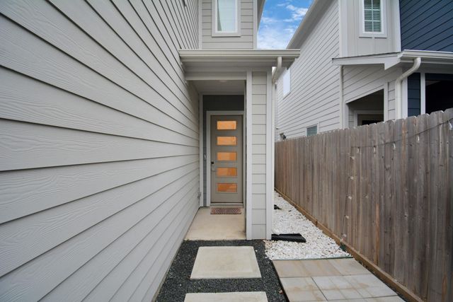 1235 W Tidwell Road, Houston, TX 77091