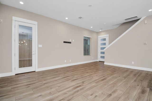 1235 W Tidwell Road, Houston, TX 77091