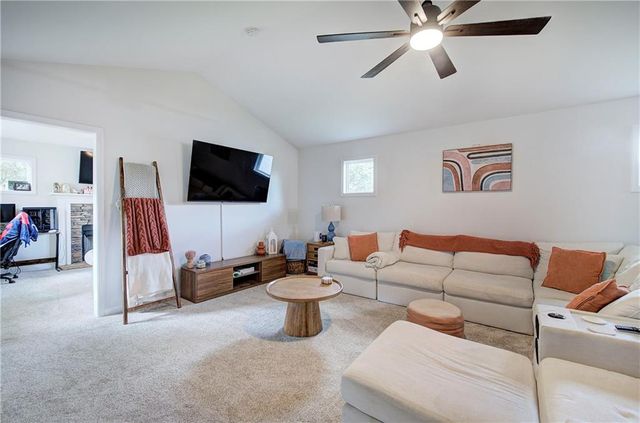 36 Chimney Springs Drive SW, Cartersville, GA 30120