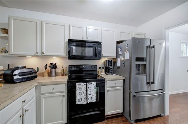 36 Chimney Springs Drive SW, Cartersville, GA 30120
