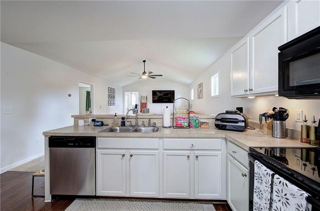 36 Chimney Springs Drive SW, Cartersville, GA 30120