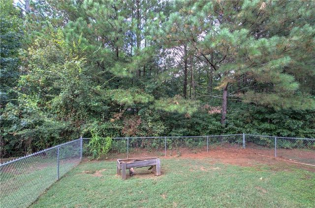 36 Chimney Springs Drive SW, Cartersville, GA 30120