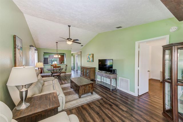 6040 27TH STREET W, Bradenton, FL 34207