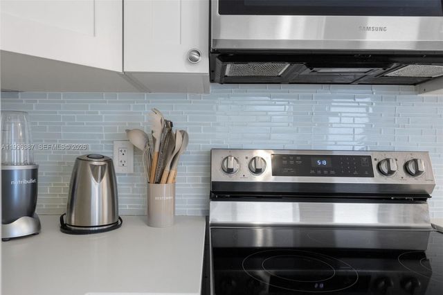 1286 NE 109th St 1, Miami, FL 33161