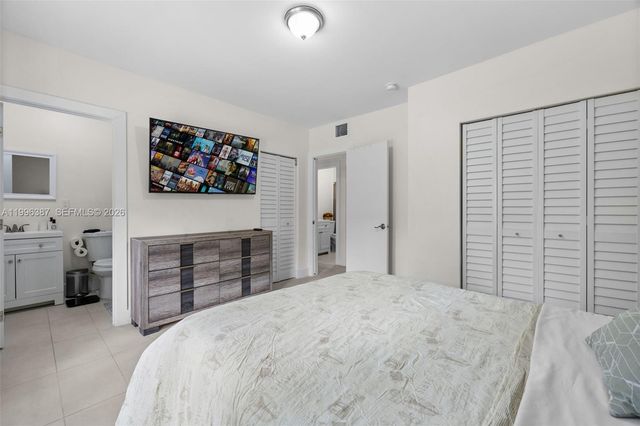 1286 NE 109th St 1, Miami, FL 33161