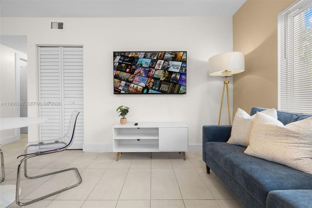 1286 NE 109th St 1, Miami, FL 33161