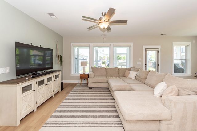 306 Parish Farms Drive, Summerville, SC 29483