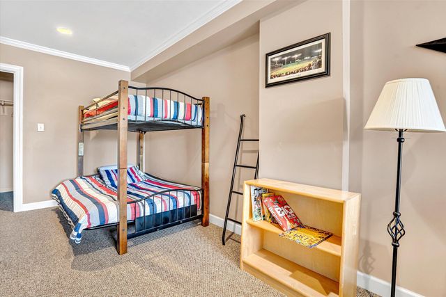 217 Shamrock CT, Huddleston, VA 24104