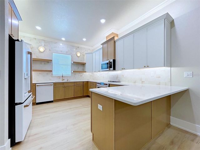 8308 GIBSON OAKS DRIVE, Lakeland, FL 33809