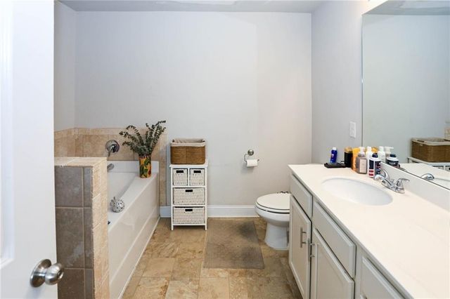 2392 Castle Keep Way Way SE, Atlanta, GA 30316