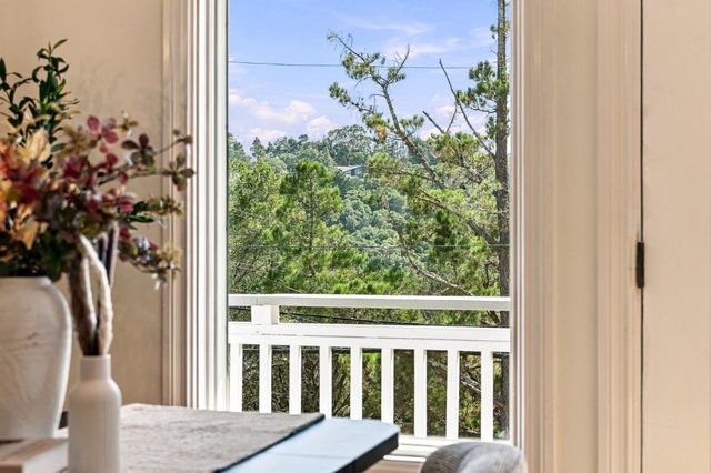 2702 Monte Cresta Drive, Belmont, CA 94002