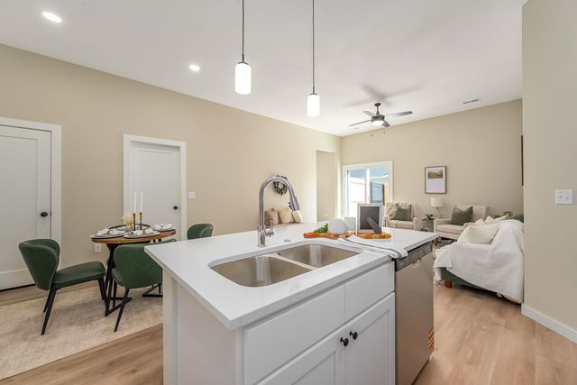 448 Trails Head Ct, Goddard, KS 67052