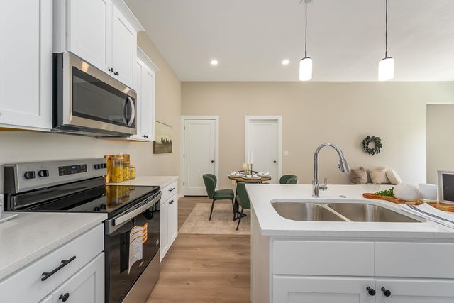 448 Trails Head Ct, Goddard, KS 67052