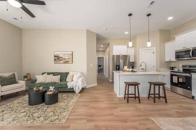 448 Trails Head Ct, Goddard, KS 67052