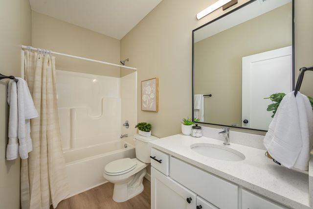 448 Trails Head Ct, Goddard, KS 67052