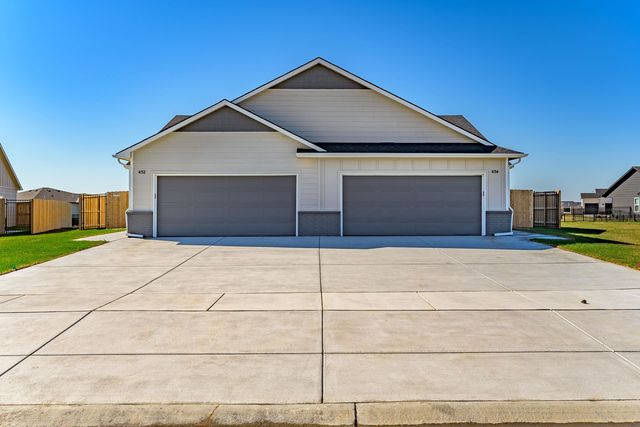 448 Trails Head Ct, Goddard, KS 67052