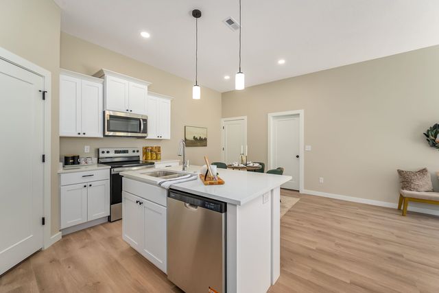 448 Trails Head Ct, Goddard, KS 67052