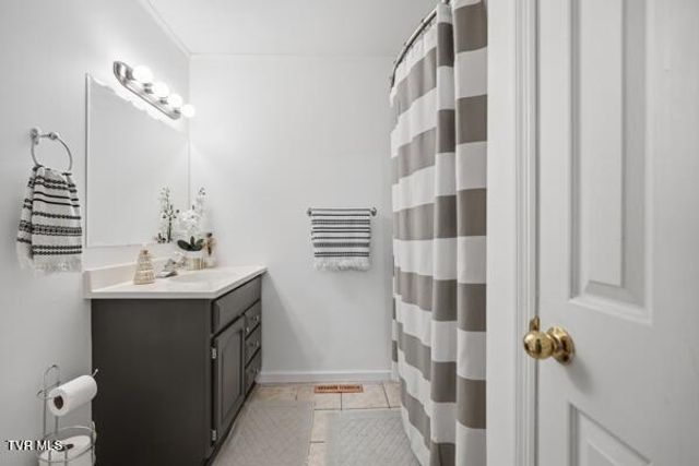 17611 Mahogany Drive, Abingdon, VA 24210