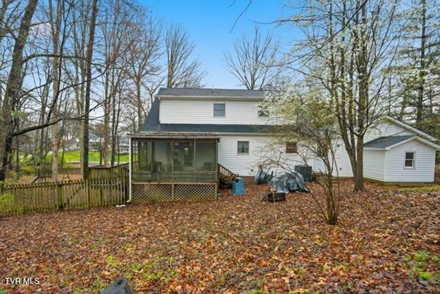 17611 Mahogany Drive, Abingdon, VA 24210