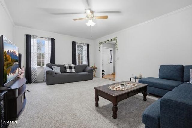 17611 Mahogany Drive, Abingdon, VA 24210