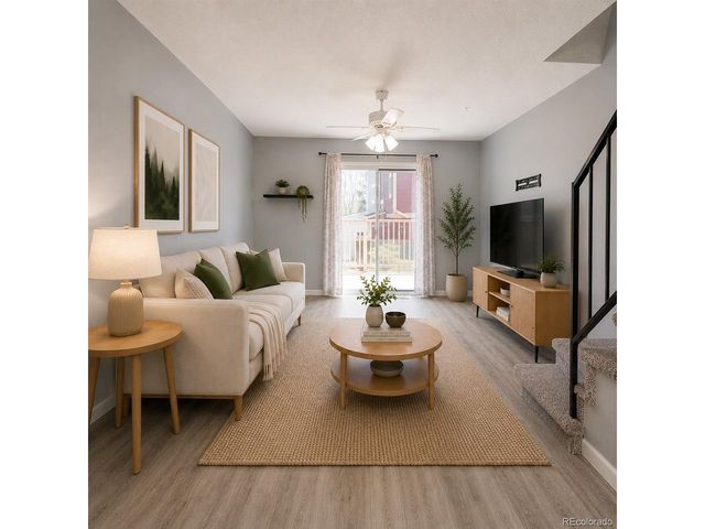 6712 S Holland Way, Littleton, CO 80128