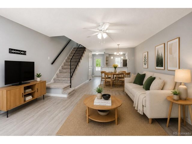 6712 S Holland Way, Littleton, CO 80128