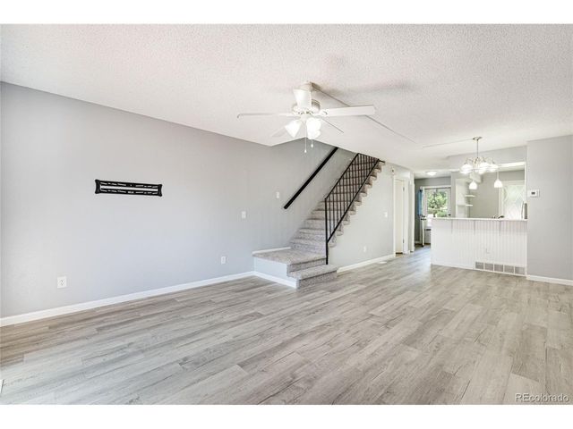 6712 S Holland Way, Littleton, CO 80128