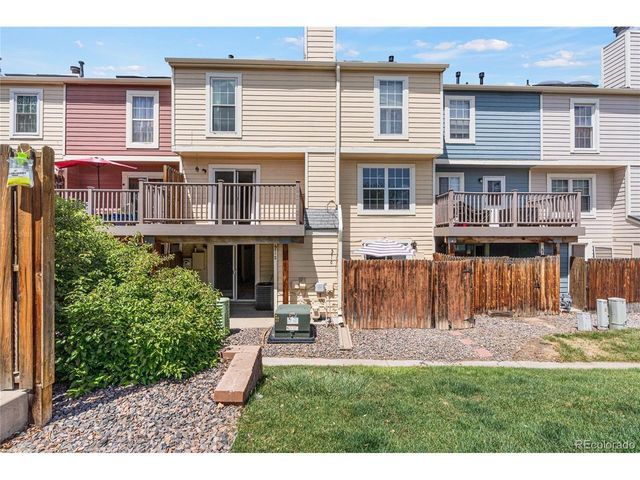 6712 S Holland Way, Littleton, CO 80128