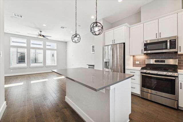 746 W Donovan Street, Houston, TX 77091
