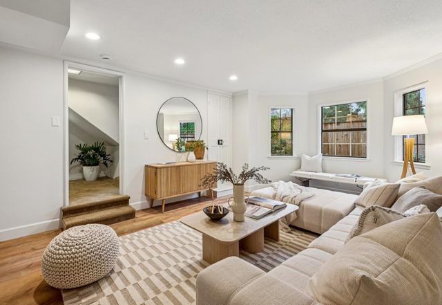 3938 3938 Oakmore Rd, Oakland, CA 94602