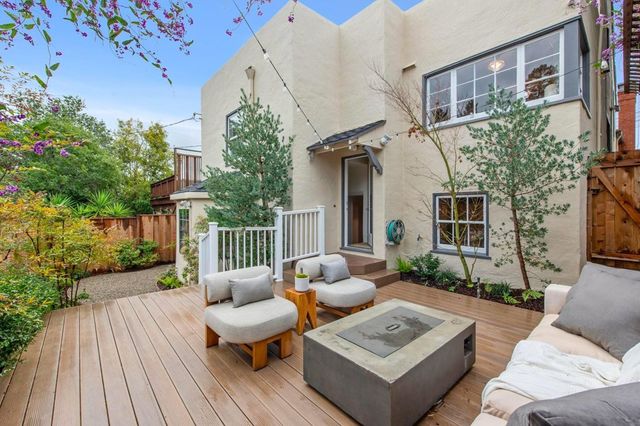 3938 3938 Oakmore Rd, Oakland, CA 94602